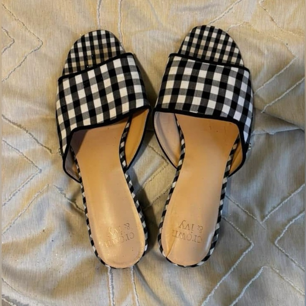 Crown and Ivy Gingham Sandals